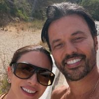 'Patricia Abravanel e Fábio Faria não moram mais juntos. Ela está muito triste e decepcionada': os detalhes inéditos da crise no casamento de 12 anos da filha de Silvio Santos com ex-ministro de Bolsonaro; relação foi abalada após mensagens entre político e Daniel Vorcaro
