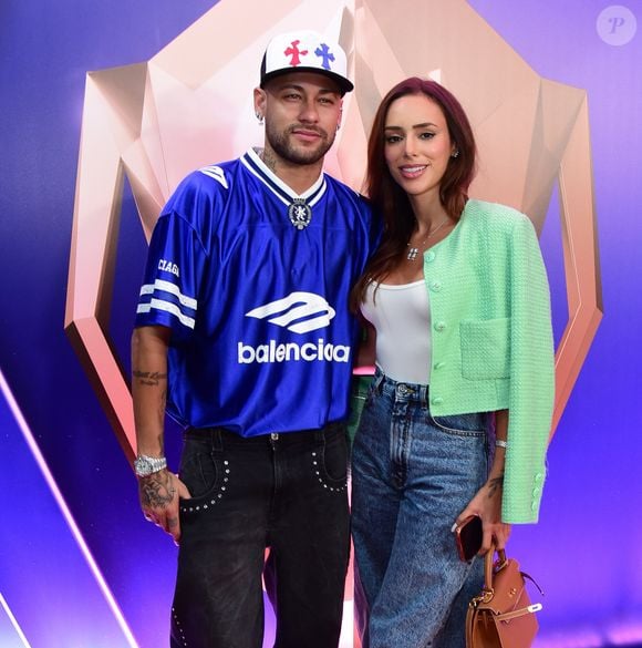 Neymar brincou com Bruna Biancardi e a filha em vídeo postado no Instagram: 'Sabe o que vou fazer, Mavie? Te deixar com a bruxa'