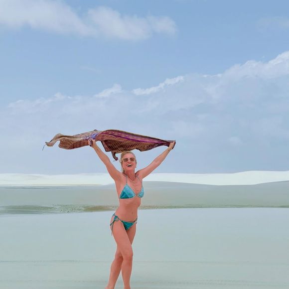 As imagens foram compartilhadas pela apresentadora logo pela manhã, acompanhadas de uma mensagem de gratidão pelo novo ciclo.