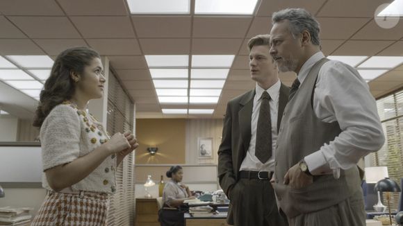 O ator Danton Mello continua na Globo e está no ar na trama de 'Garota do Momento'.