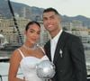 Cristiano Ronaldo e Georgina Rodríguez se casaram nas últimas semanas e escolheram a sala de casa para a troca de votos