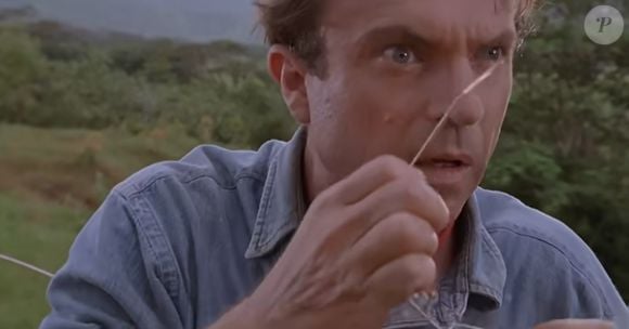 Sam Neill lembrou que sotaque criticado em 'Jurassic Park' foi ideia de Steven Spielberg: 'Veio até mim e disse: 'Sabe essa voz que você está usando agora?'. Eu respondi: 'Sim, a minha voz?. Ele disse: 'Algo entre os dois''