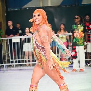 A rainha de bateria da Mocidade Independente, Fabíola de Andrade participa dos Minis Desfiles na cidade do Samba no Rio de Janeiro