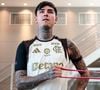 Jogador do Flamengo, Pulgar é o mais velho de 4 irmãos e andava 40km por dia para ir treinar no começo da vida profissional