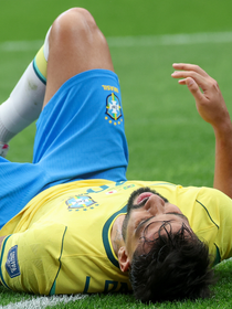 Lucas Paquetá está fora da Copa do Mundo? Meio-campista da Seleção Brasileira tem lesão na coxa esquerda e desfalca Brasil e Noruega nas oitavas