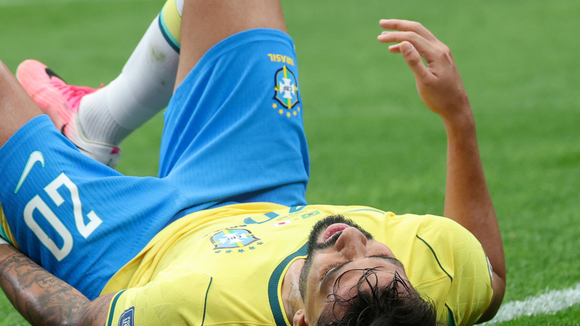 Lucas Paquetá está fora da Copa do Mundo? Meio-campista da Seleção Brasileira tem lesão na coxa esquerda e desfalca Brasil e Noruega nas oitavas