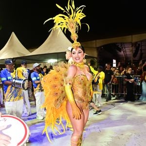 A escola levará para a avenida o enredo “Carolina Maria de Jesus”, celebrando a vida e a obra da escritora, compositora e multiartista mineira.