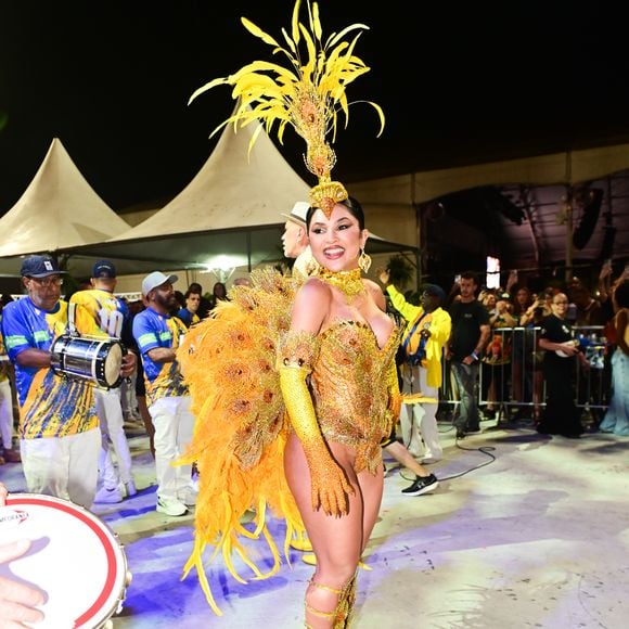 A escola levará para a avenida o enredo “Carolina Maria de Jesus”, celebrando a vida e a obra da escritora, compositora e multiartista mineira.