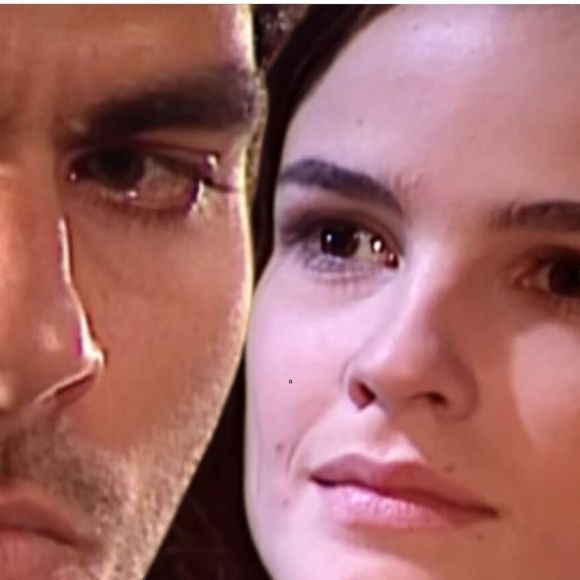 Matteo (Thiago Lacerda) desmascara Rosana (Carolina Kasting) ao mostrar mancha de sangue após noite de núpcias, e casamento se torna um inferno