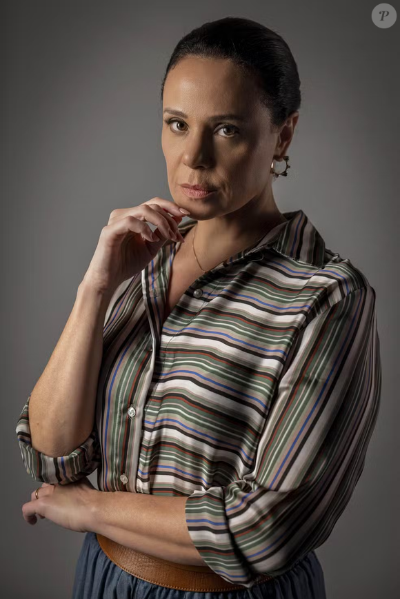 Vanessa Gerbelli também desmontou a ideia de uma vida permanentemente glamourosa e resumiu o cotidiano dos artistas: "vivendo altos e baixos, vivendo dores e delícias". Em 2025, a atriz fez parte de 'Tudo por uma Segunda Chance', novela vertical exibida nas redes sociais da TV Globo