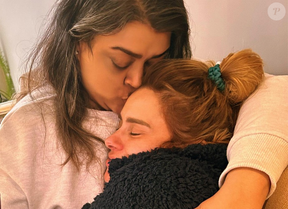 Carolina Dieckmmann e Preta Gil são amigas há pelo menos 25 anos
