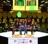 Durante os ensaios para a Copa, Anitta surgiu nos Stories do Instagram com um visual casual e cheio de referências ao universo do futebol, antecipando o clima de festa que marcará o início da competição