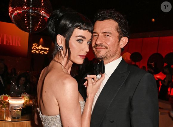 Segundo o Daily Mail, a viagem espacial virou o estopim de uma crise no relacionamento de Katy com Orlando Bloom. Fontes próximas relataram que o ator de 'O Senhor dos Anéis' considerou a aventura da noiva 'vergonhosa e constrangedora'