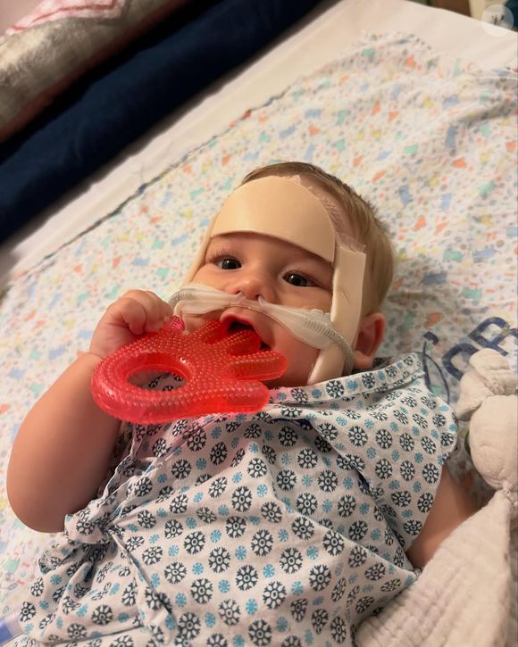 Filho bebê de Virginia Fonseca está internado com bronquiolite