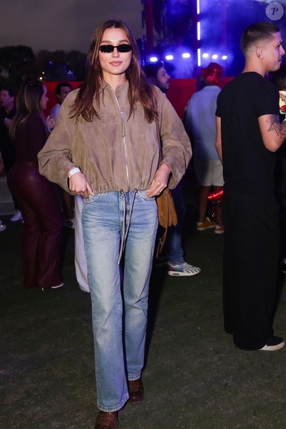 Sasha Meneghel prestigiou Ivete Sangalo durante o show do ‘Ivete Clareou’ em São Paulo