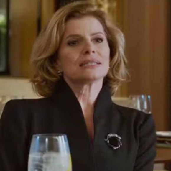 Morte de Odete Roitman na novela 'Vale Tudo' acontece em 6 de outubro, com enterro dois dias após, no capítulo de 8.