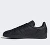 O Adidas Gazelle preto custa R$599,99, mas vale cada centavo porque você vai usá-los sem parar.