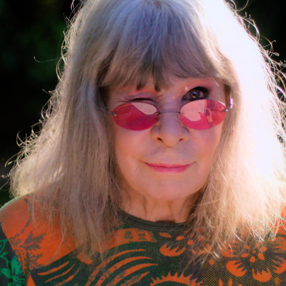 Antes dos 20 minutos, novo documentário de Rita Lee detalha quando a cantora mandou homens 'para aquele lugar' e mudou TODA história do rock nacional