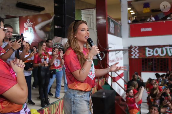 Virgínia Fonseca participou de um evento na quadra da Grande Rio neste sábado, dia 11 de outubro