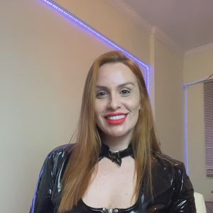 Parceira de pornô de Andressa Urach, Maisa Pravo é figura conhecida entre quem curte vídeos com dominação