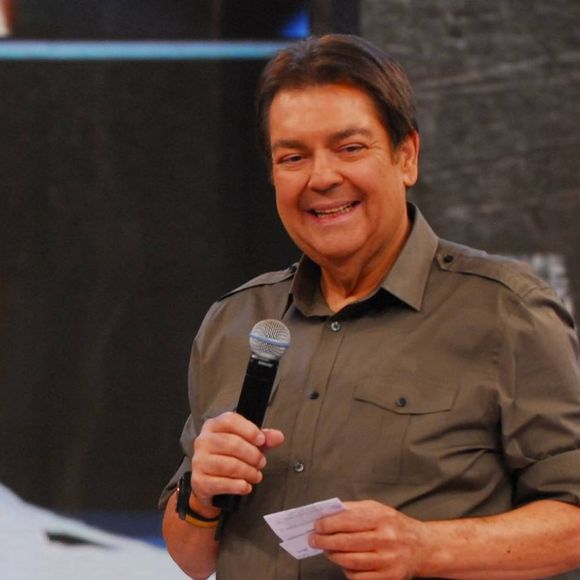 O ‘Domingão do Faustão’ sofreu derrotas na disputa com o ‘Domingo Legal’ no final dos anos 1990 e no começo da década de 2000