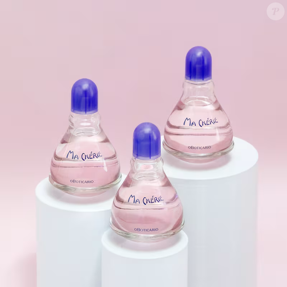 Até o fechamento da matéria, o Ma Chérie, de O Boticário, na versão de 100 ml, era vendido por R$ 149,90 e entrega mais do que uma fragrância: traz de volta uma fase inteira da vida