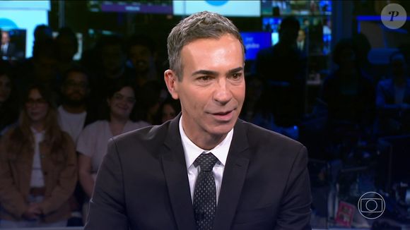 César Tralli é homenageado por anos de carreira na TV Globo