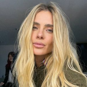 Carolina Dieckmmann refutou o discurso: ‘Não deixem não… Postem, homenageiem…’