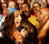 Rainha da Bahia! Ivete Sangalo arrasa com look vibrante e se joga no meio dos fãs durante gravação de novo EP; veja fotos