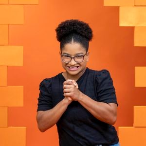 Milena, do BBB 26, é alvo de ofensas e ameaças fora do reality, e equipe anuncia providências legais