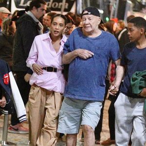 Taís Araújo e os filhos curtiram o espetáculo ‘Rita Lee, uma Autobiografia Musical’, protagonizado por Mel Lisboa