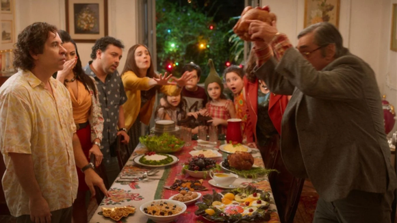 Como evitar um barraco na mesa de Natal? Esses 6 hábitos de pessoas com inteligência emocional vão te afastar de confusão com o tio do pavê