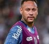 Neymar está afastado do Santos mais uma vez, devido a uma lesão recente