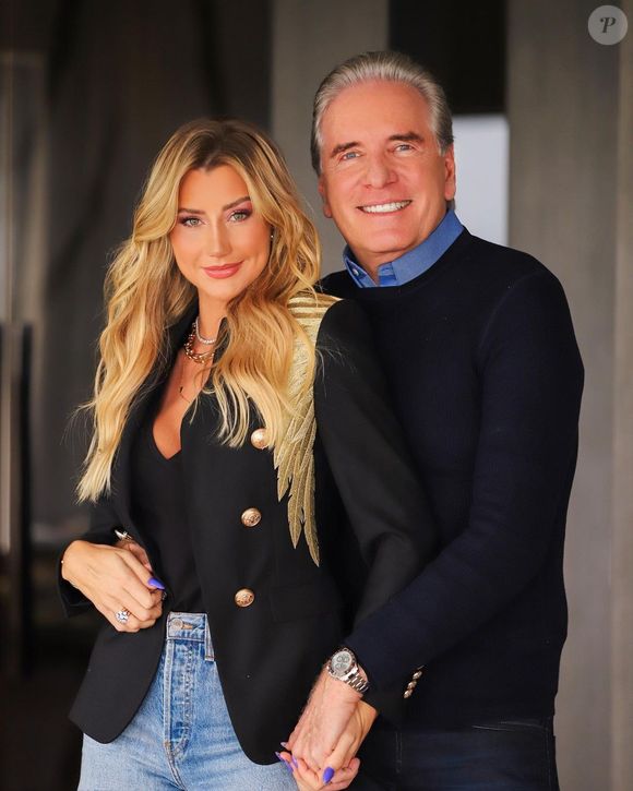 Mulher de Roberto Justus, Ana Paula Siebert já realizou blefaroplastia, que costuma trazer resultados finais visíveis em até 60 dias