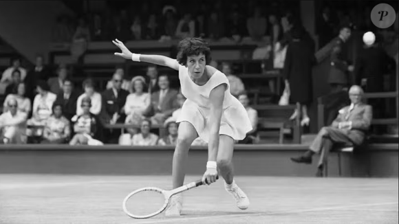 Em 1964, Maria Esther Bueno protagonizou um feito extraordinário ao vencer a final do US Open em apenas 19 minutos, estabelecendo um recorde histórico de rapidez em uma decisão de Grand Slam.