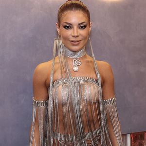 Gkay dispensou sutiã no Carnaval 2026 e escolheu look com franja