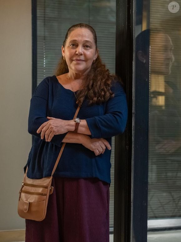 Ficar muito tempo de pé ou sentado causa fibromialgia? Segundo médico especialista em dor, não há associação. 'O que sabemos é que a falta de atividade física pode piorar a capacidade funcional e favorecer um ciclo de mais dor, perda de condicionamento, cansaço e medo de se movimentar em quem já apresenta a condição'