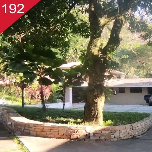 Mansão de Anitta custou R$ 7,6 milhões aos cofres da cantora, segundo o site Bel Radar. O imóvel foi colocado a leilão por um banco