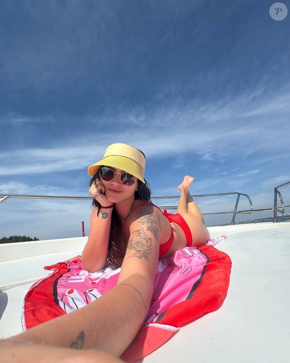 Filha de Kelly Key revelou que tem questões com o próprio corpo e até evita fotos de biquíni