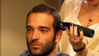 Afonso morre em 'Vale Tudo'? Após descobrir câncer, personagem vive momento delicado e desfecho vai chocar o público