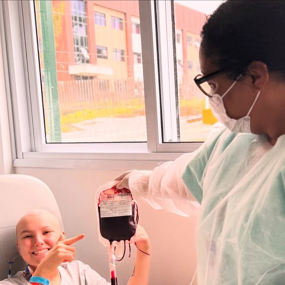 Isabel Veloso está internada na UTI de um hospital de Curitiba após ser diagnosticada com pneumonia