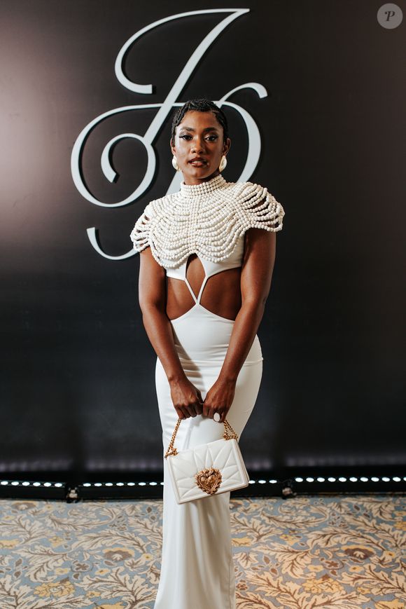 Erika Januza é hospitalizada no Rio após mal-estar e diagnóstico de infecção renal; assessoria afirma que quadro não é grave