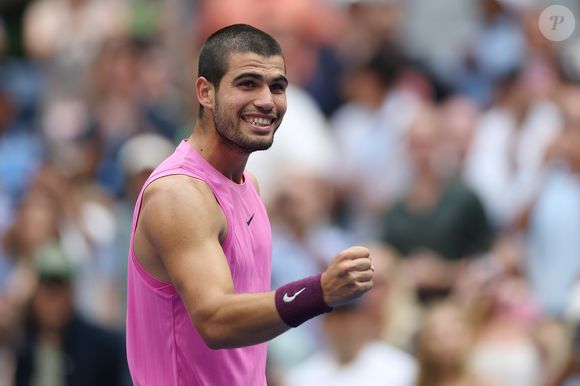 Modelo Brooks Nader estaria se envolvendo com Carlos Alcaraz, jogador de tênis campeão do US Open 2025