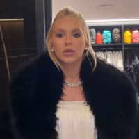 Deu ruim! Virgínia usa look belíssimo de R$ 2,5 mil, mas é 'barrada' de fotos em restaurante de luxo em Madrid: 'Queria mostrar'