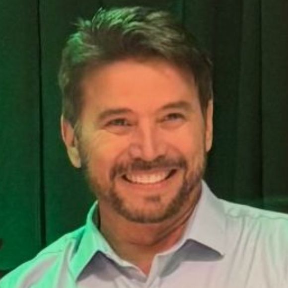 César Filho, o César ‘Fire’, estava com um grupo de motoqueiros e não tem memórias do acidente. Ainda não se tem informações sobre o que causou a fatalidade