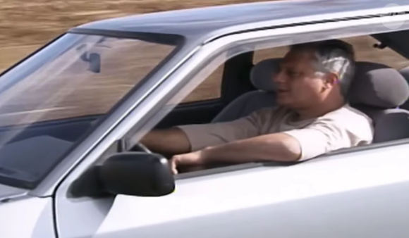 Em 'A Viagem', Otávio (Antonio Fagundes) acaba falecendo, vítima de um terrível acidente de carro na estrada.