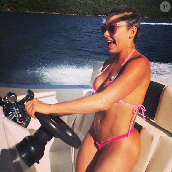 Fabíola de Andrade foi um dos principais destaques no 1º dia de ensaios técnicos da Marquês de Sapucaí.