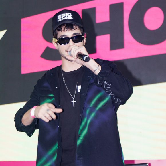 Fiuk vai retomar carreira de cantor após último show, para 67 pessoas? 'Pode retomar a carreira dele a hora que quiser, no momento que escolher. O que aconteceu foi falta de direcionamento, de amadurecimento', diz vidente