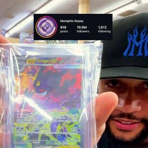 Uma caixa de Pokémon avaliada em R$ 200 mil pode representar mais do que um objeto de coleção quando aberta diante de milhares ou milhões de pessoas. Segundo Daniela Pereira, a experiência passa a envolver também uma dimensão emocional e social, já que audiência, comentários, compartilhamentos e reconhecimento podem influenciar a relação do colecionador com o objeto