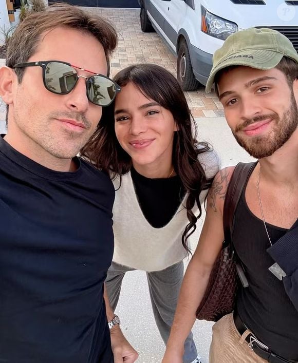 Empresário flagra Bruna Marquezine e João Guilherme juntos em Orlando, nos Estados Unidos